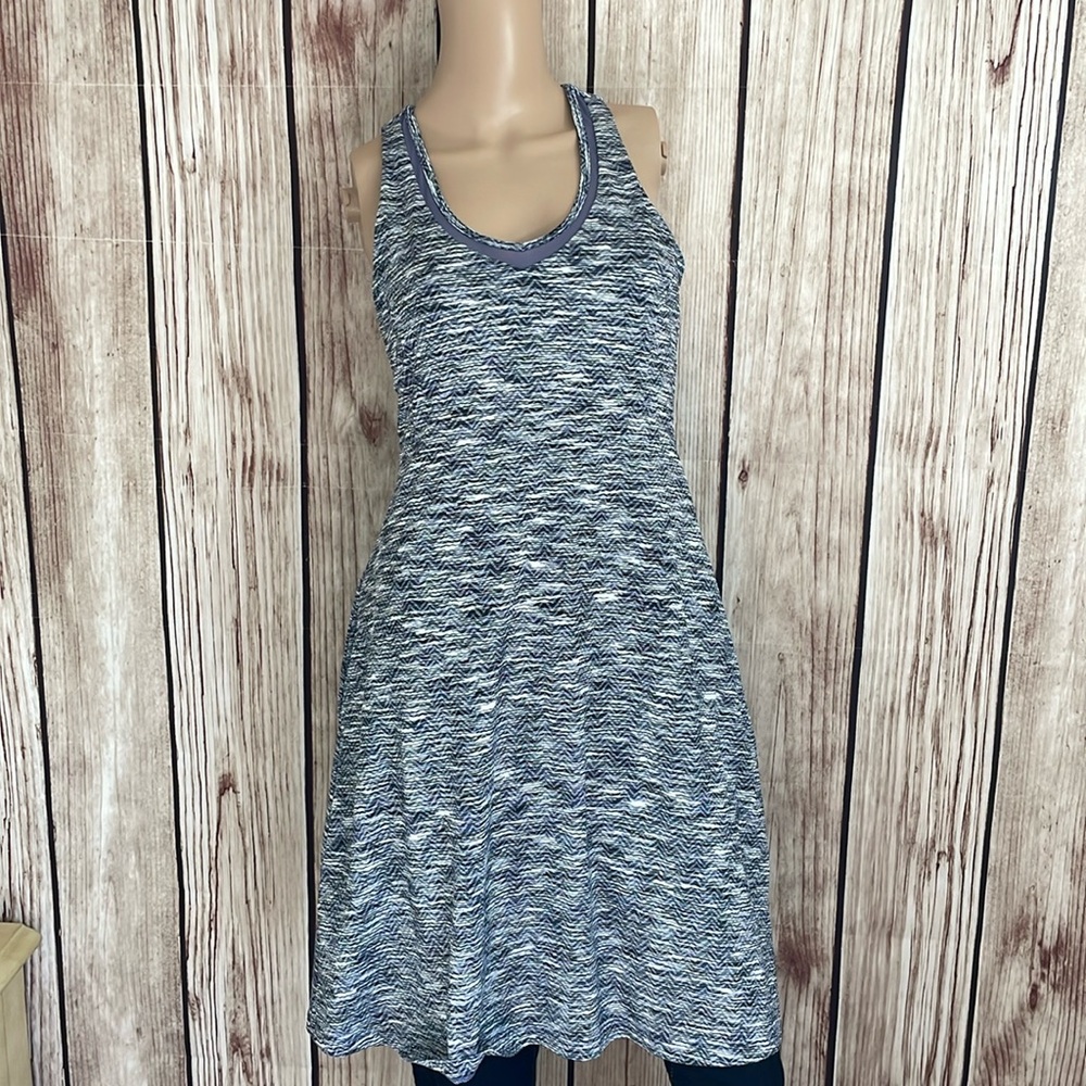 MPG Blue & White Racer Back Dress W/Built-in Bra & Pockets - Medium